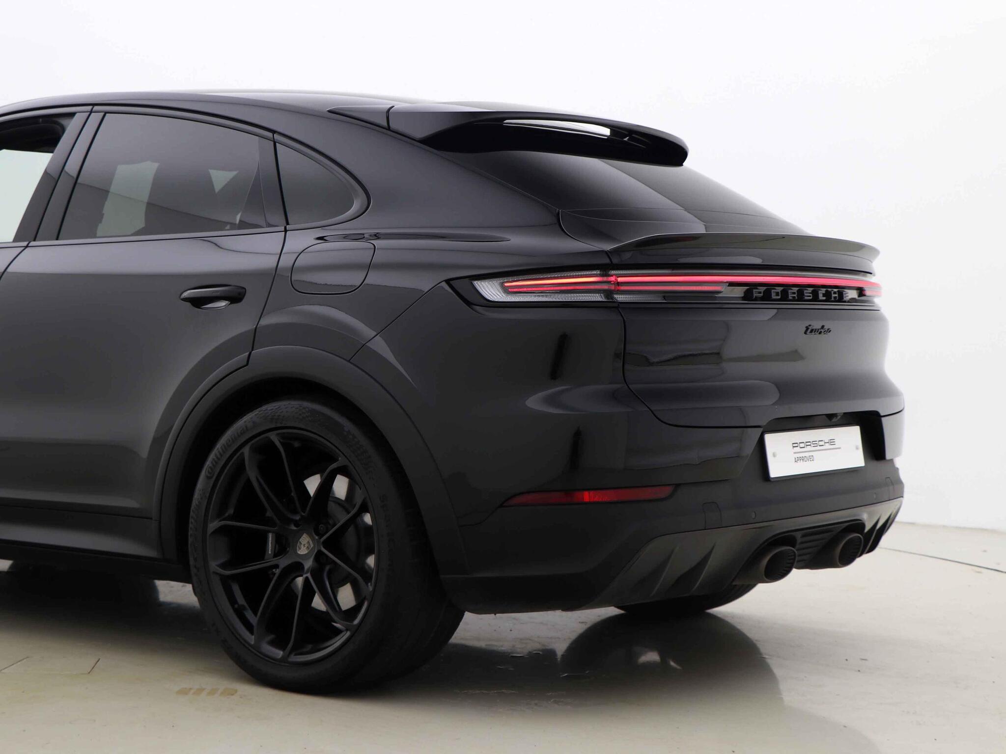 Porsche Cayenne view 20