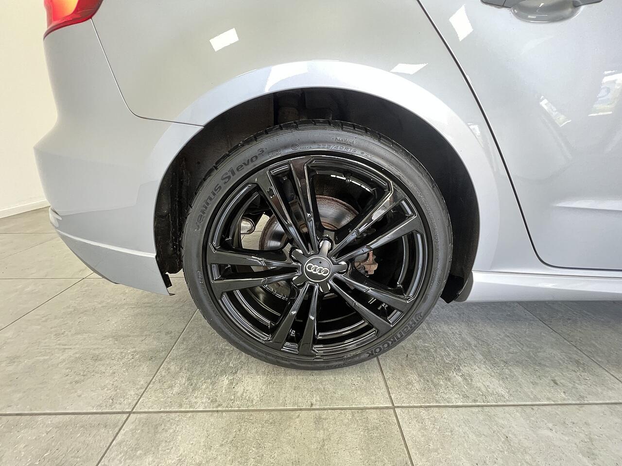 Audi A3 view 21