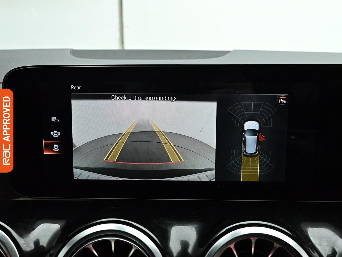 Mercedes-Benz Eqa view 22