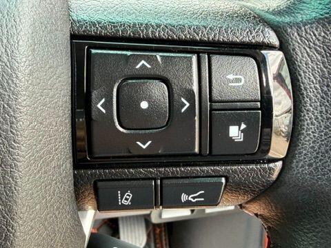 Toyota Hilux view 27