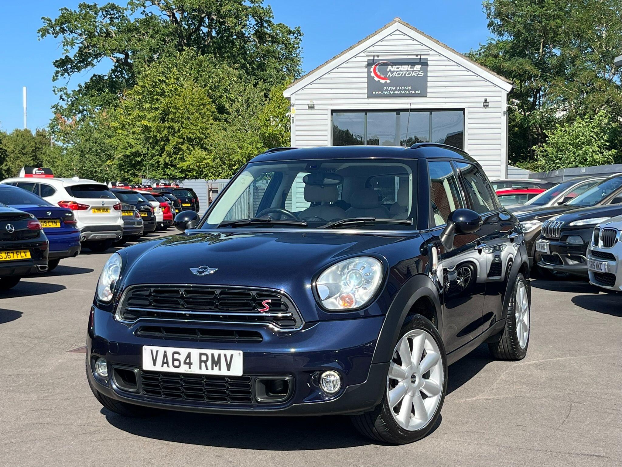 Mini Countryman view 3