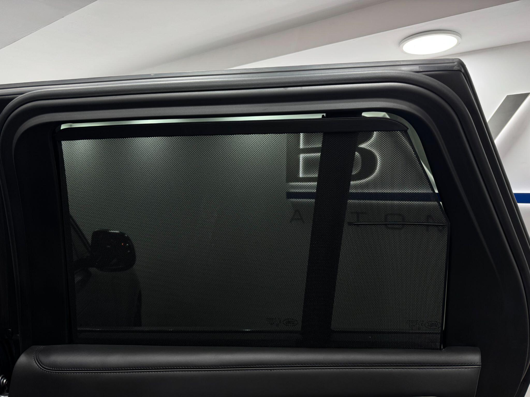 Land Rover Range Rover view 69