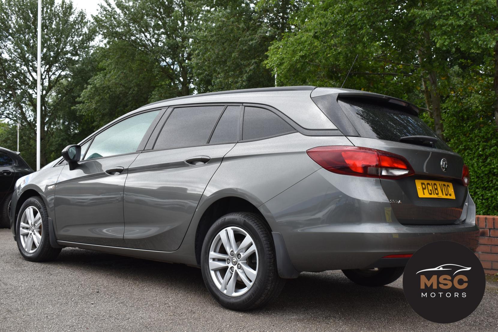 Vauxhall Astra view 12