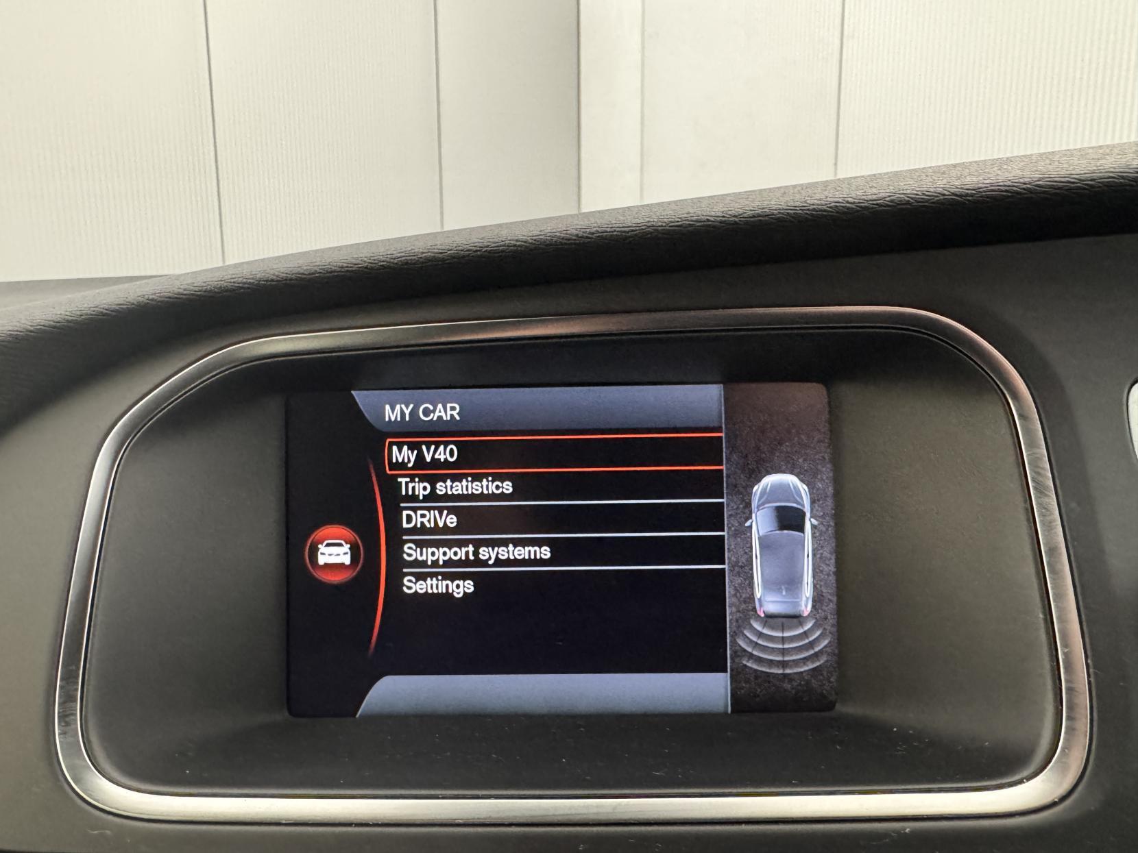 Volvo V40 view 65