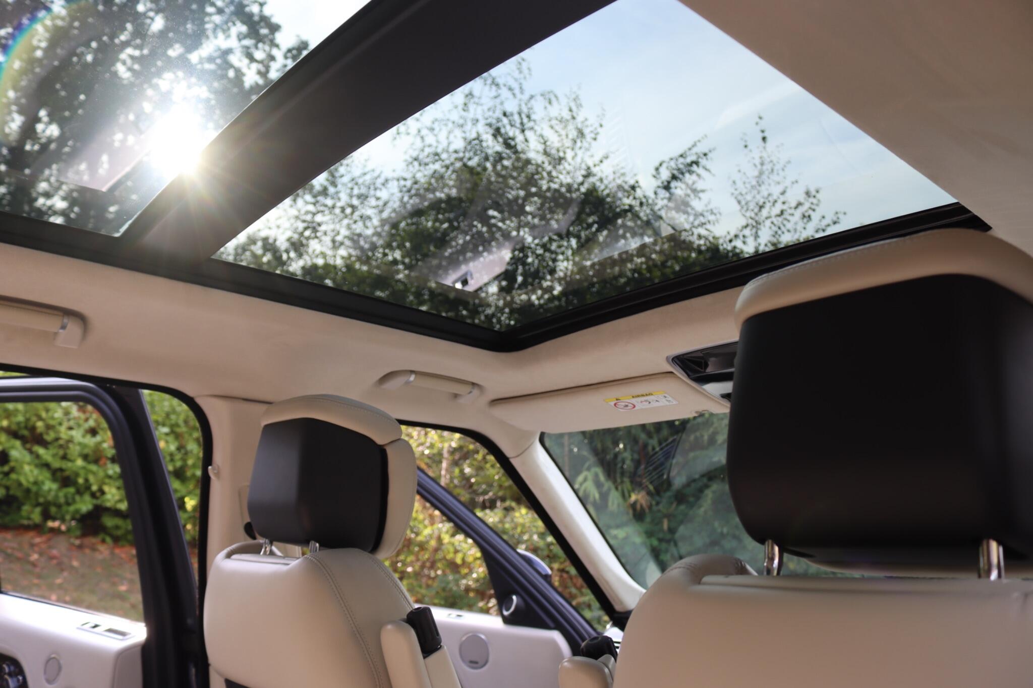 Land Rover Range Rover view 48