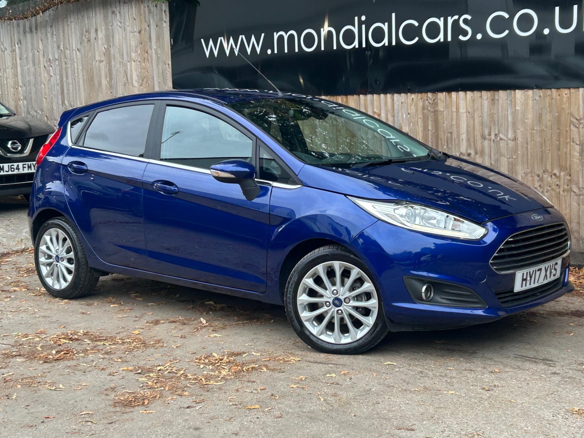 Ford Fiesta view 13