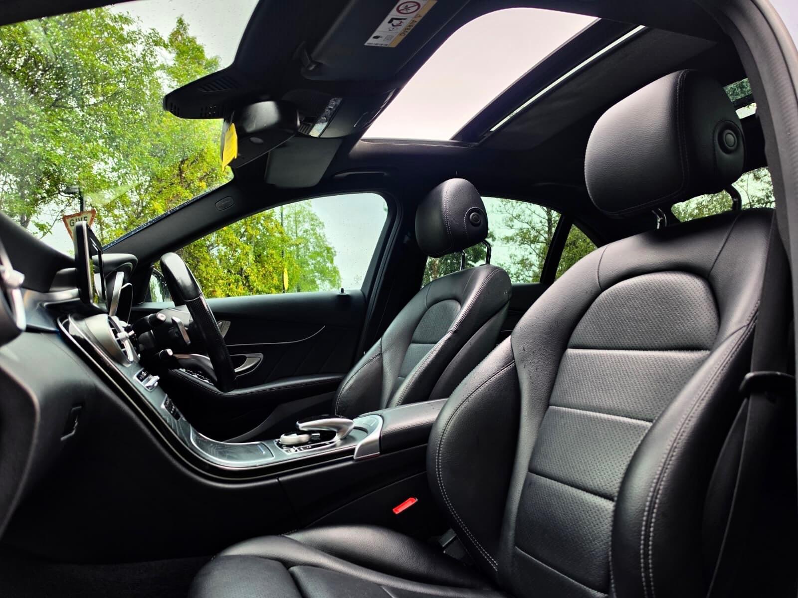 Mercedes-Benz C-Class view 8