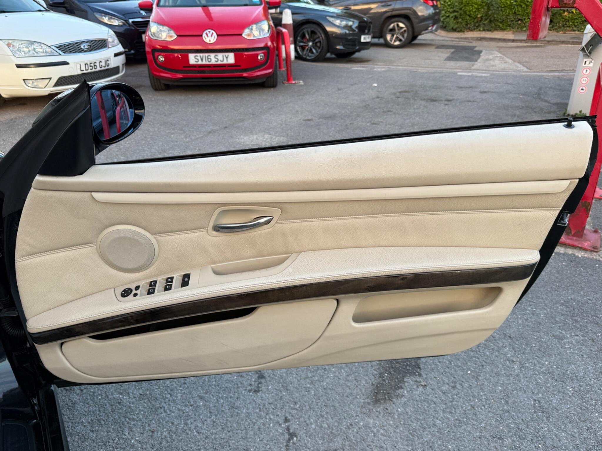 BMW 3 Series - Image 31