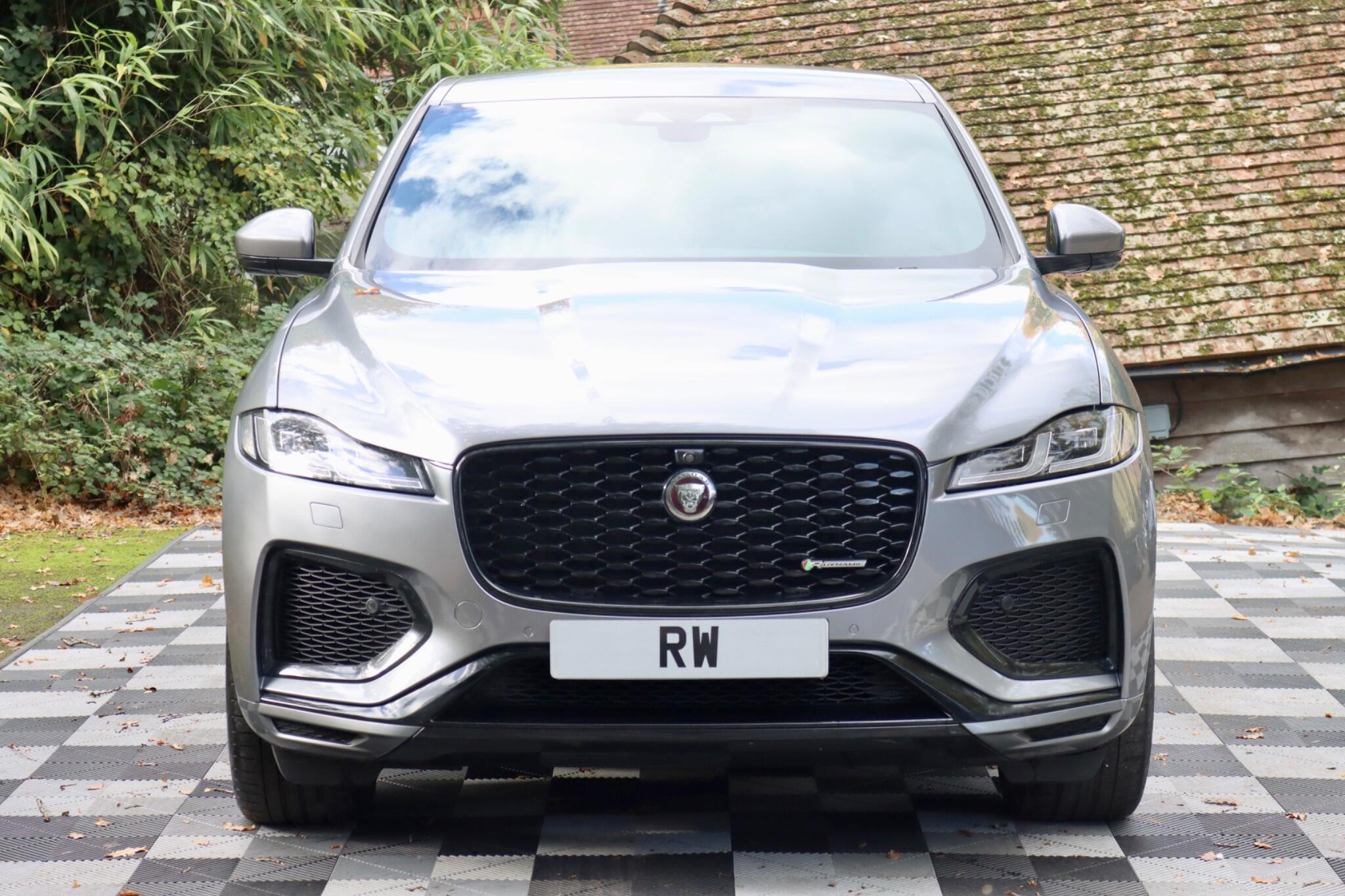 Jaguar F-Pace view 11