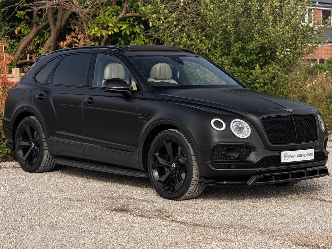 Bentley Bentayga view 6