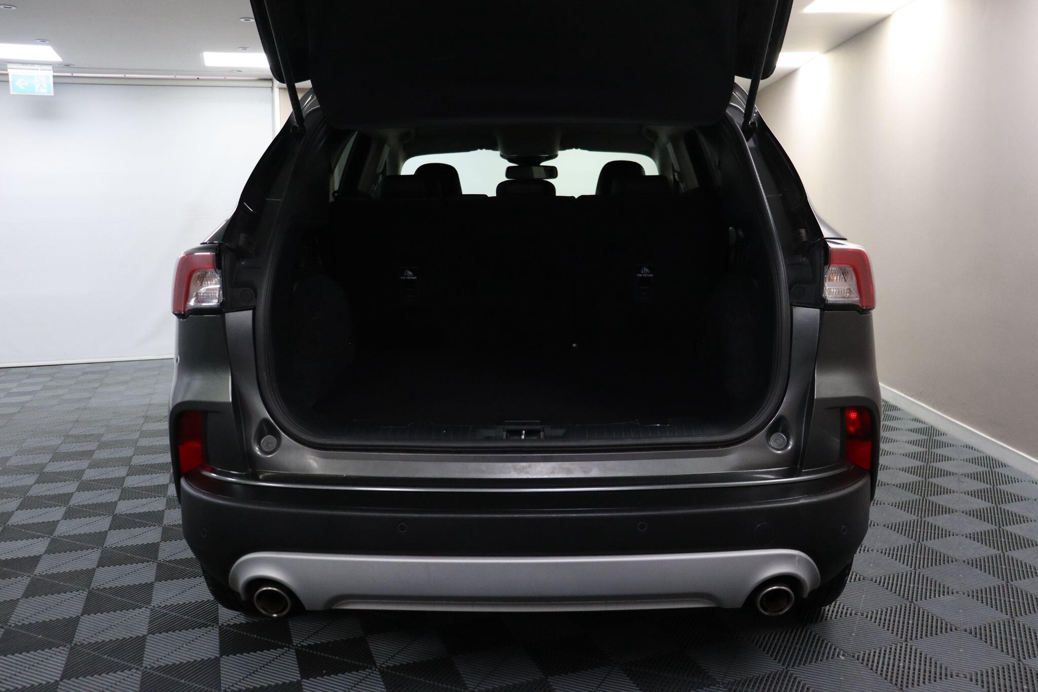 Ford Kuga view 14