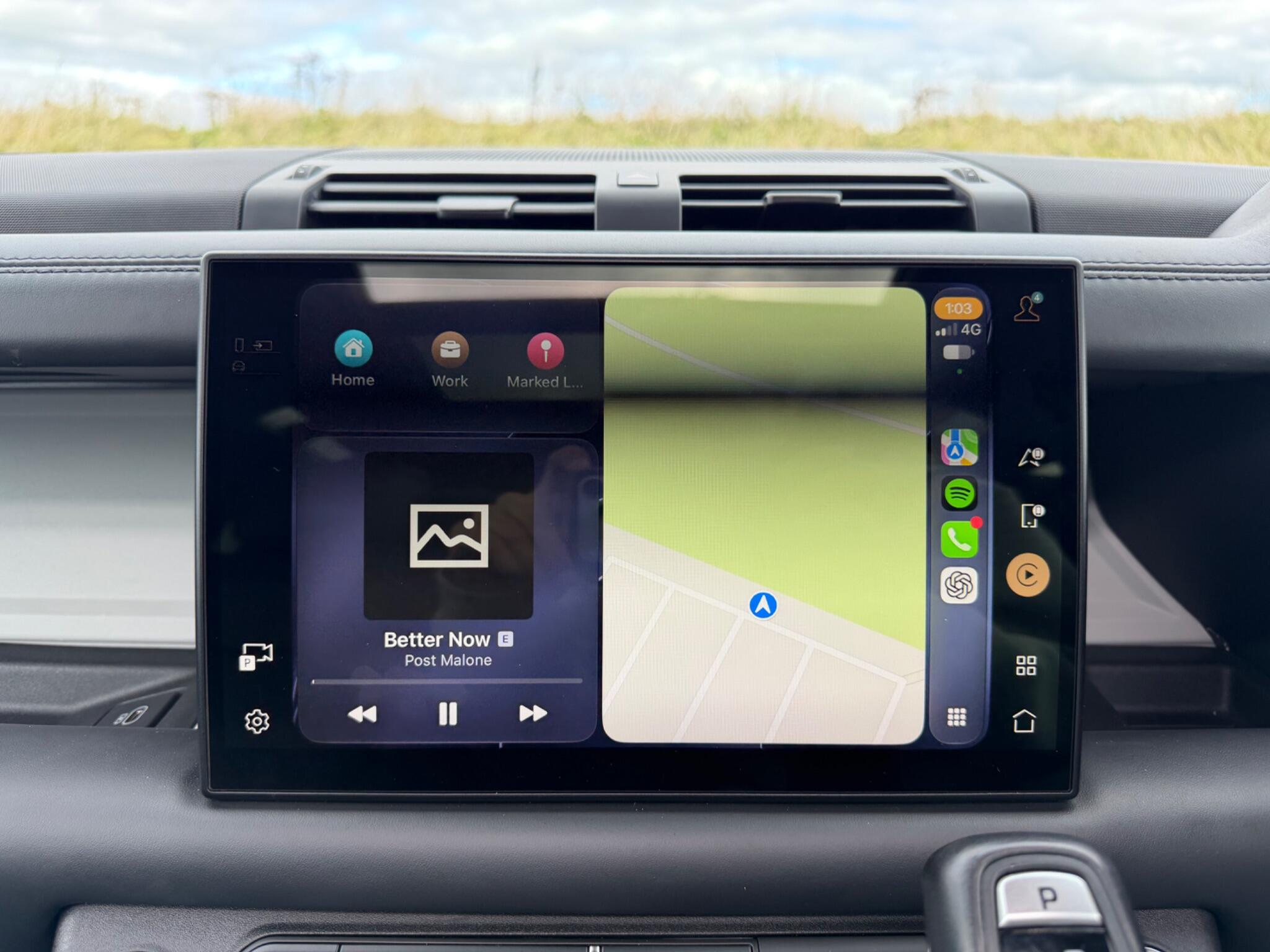 Land Rover Defender view 13