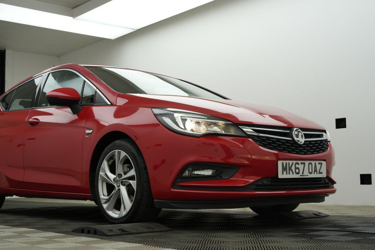 Vauxhall Astra view 5