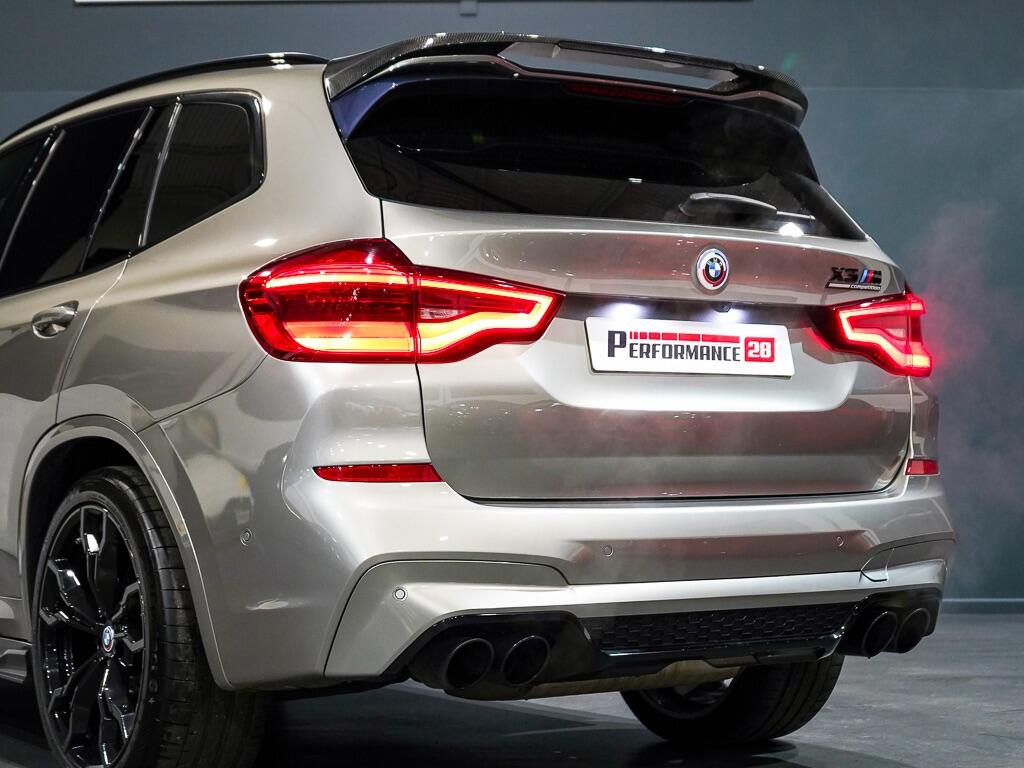 BMW X3 M view 8
