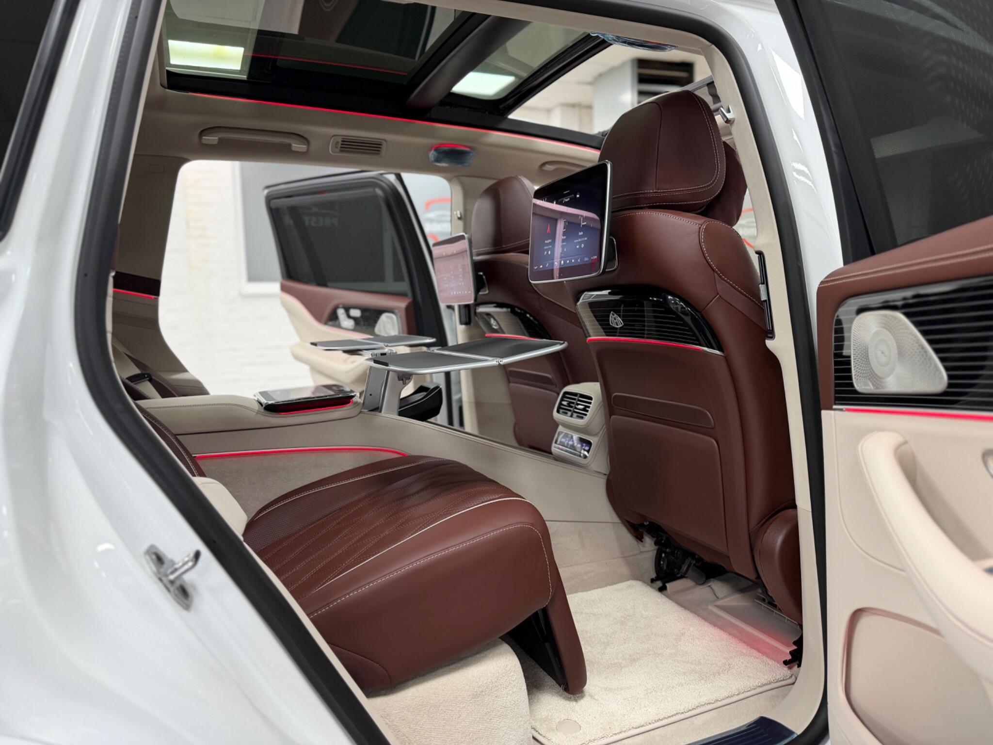 Mercedes-Benz GLS view 57