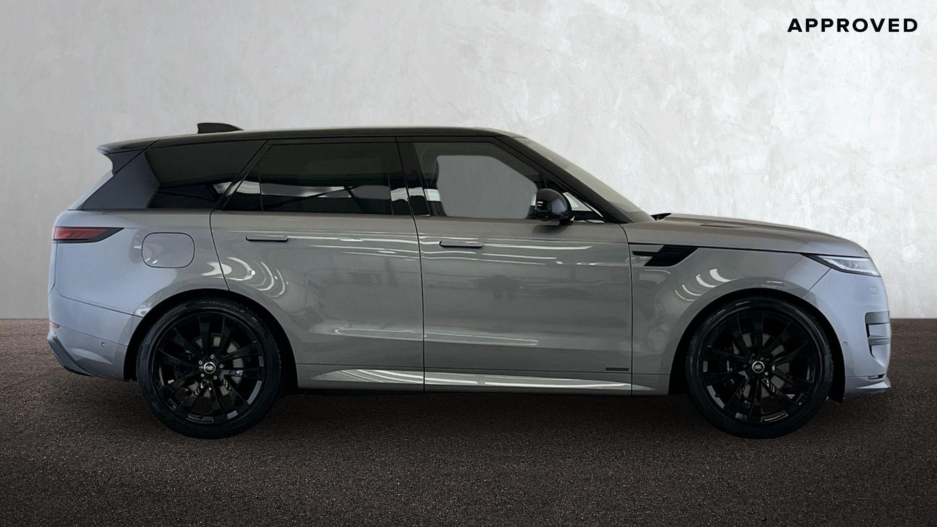 Land Rover Range Rover Sport view 5