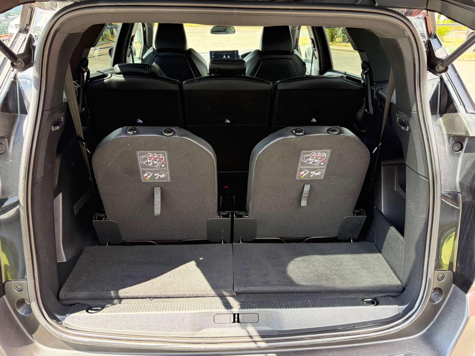 Peugeot 5008 view 26