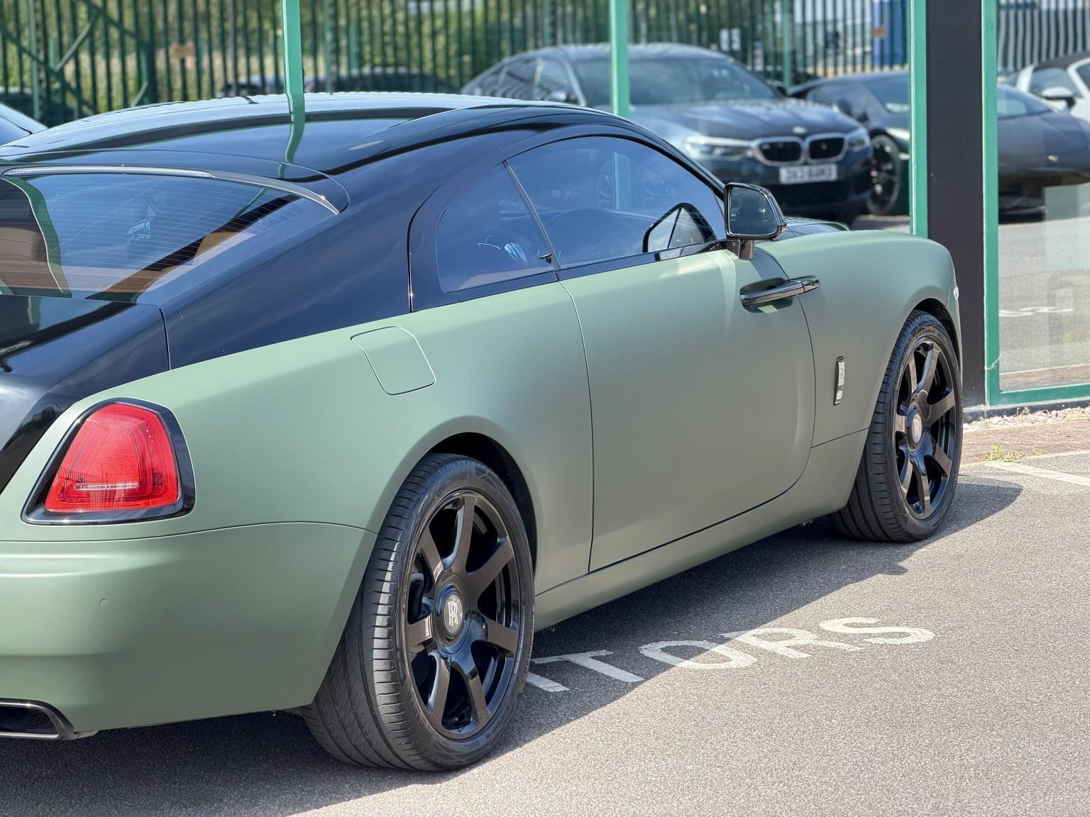 Rolls-Royce Wraith view 31