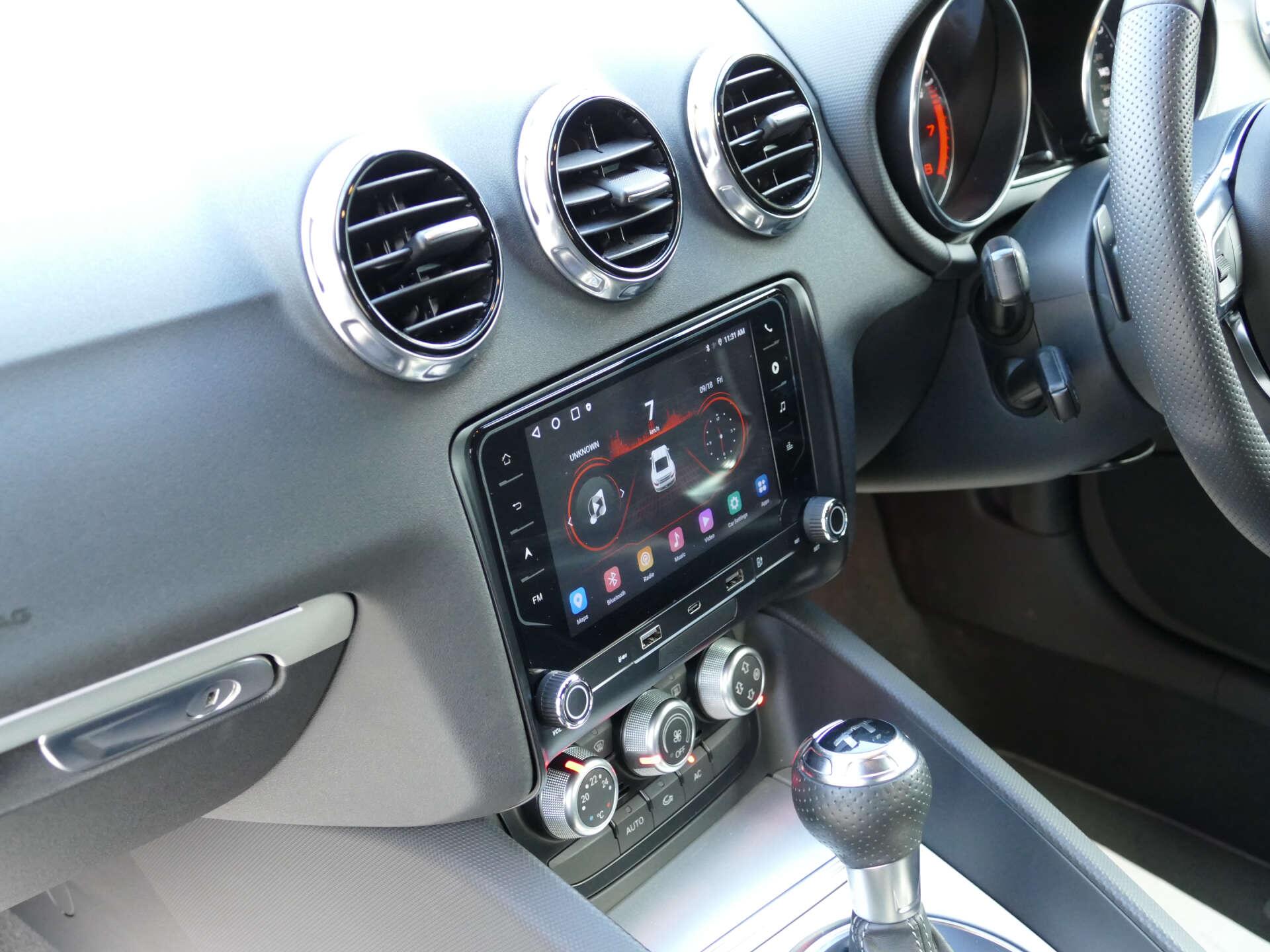 Audi TT view 29