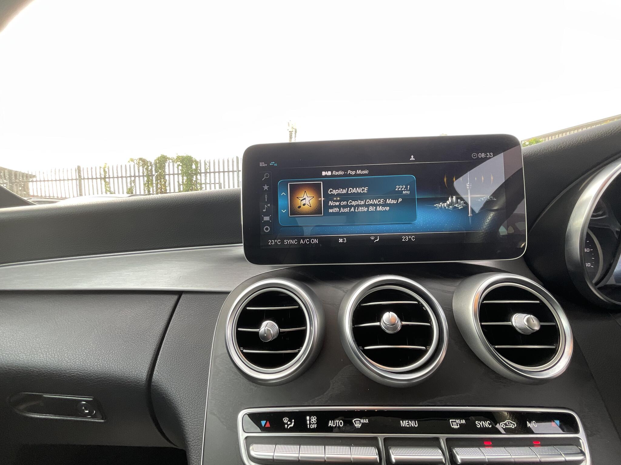 Mercedes-Benz C-Class view 19