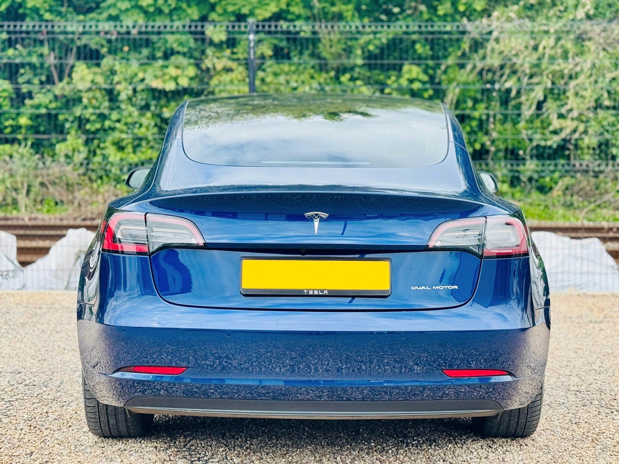Tesla Model 3 view 11