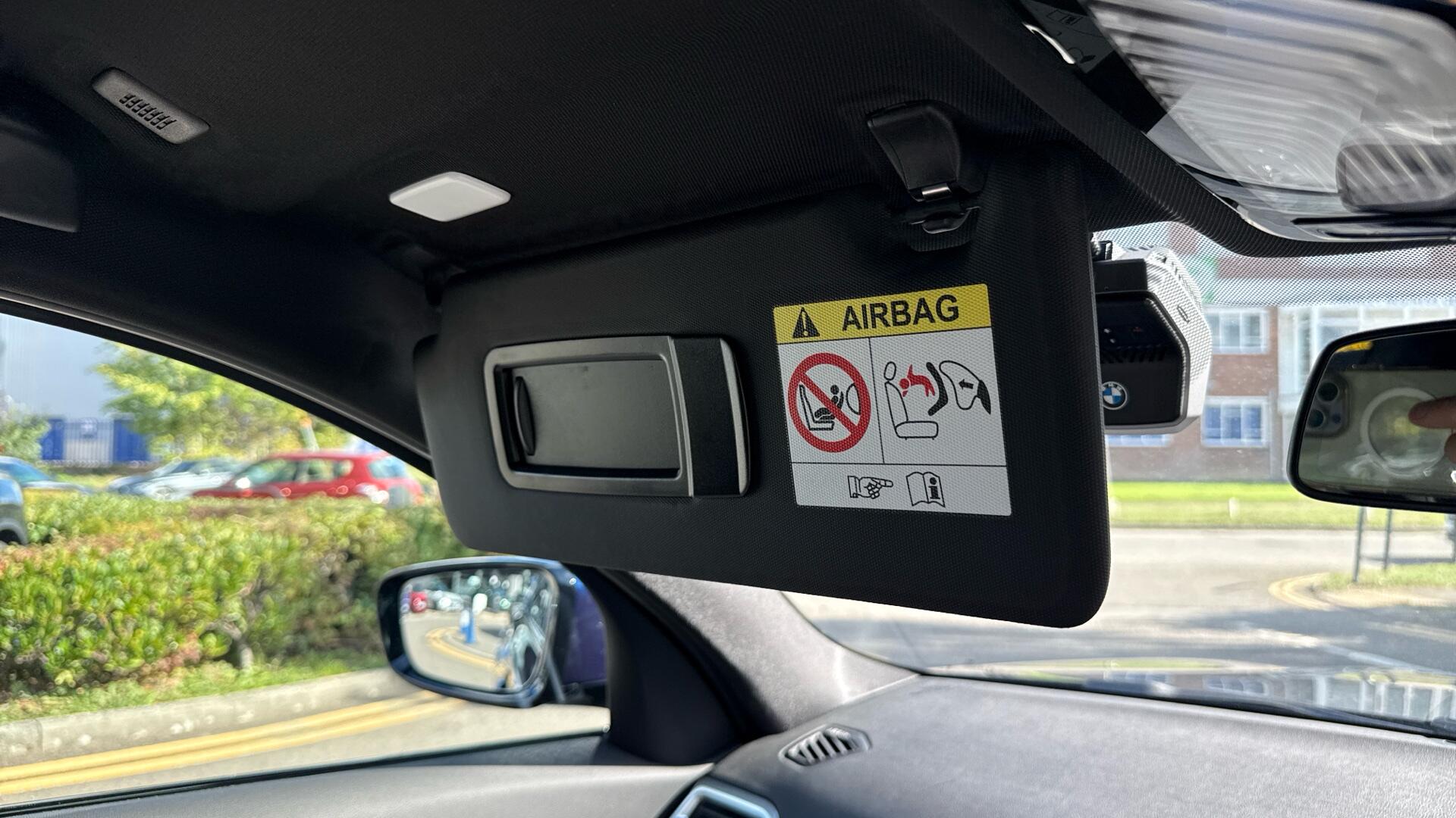 BMW 3 Series view 47