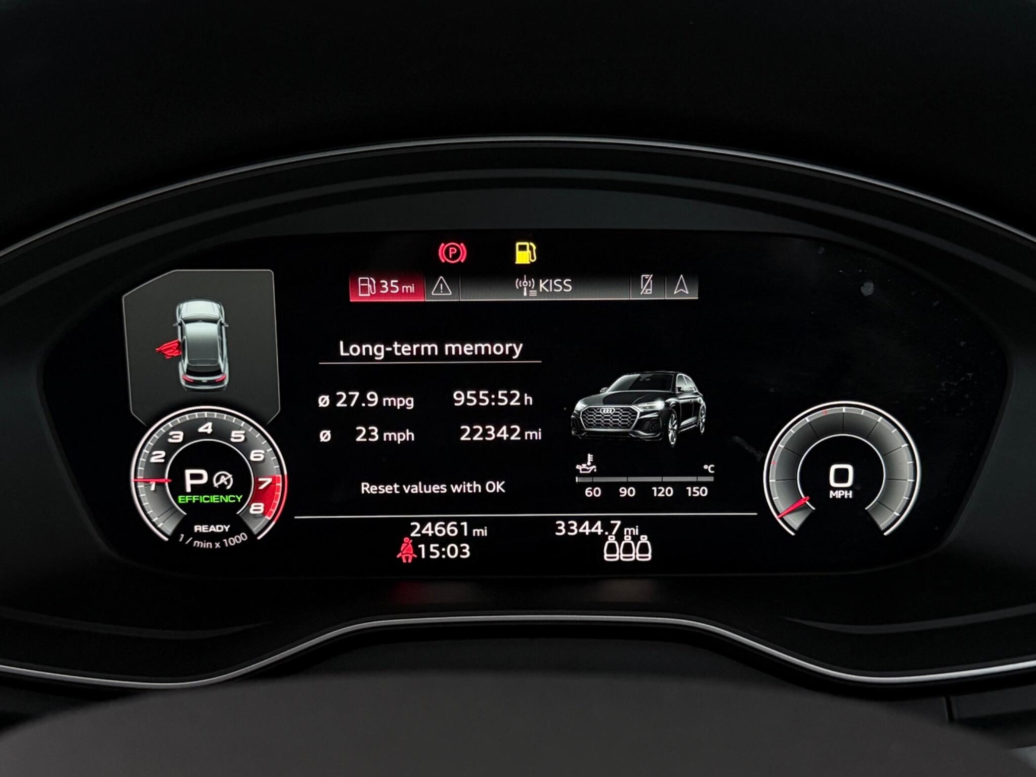 Audi Q5 view 15