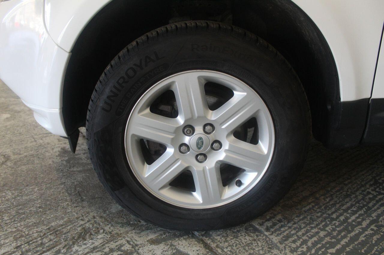 Land Rover Freelander view 52