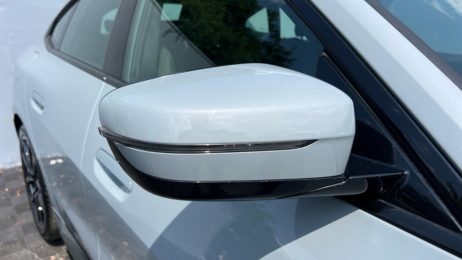 BMW I4 view 26