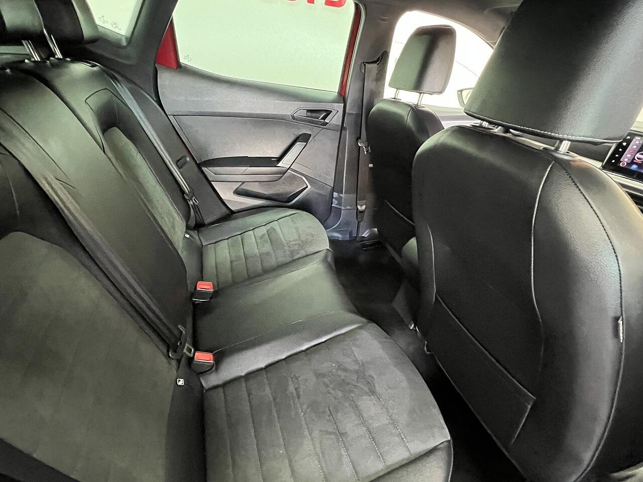SEAT Ibiza view 16