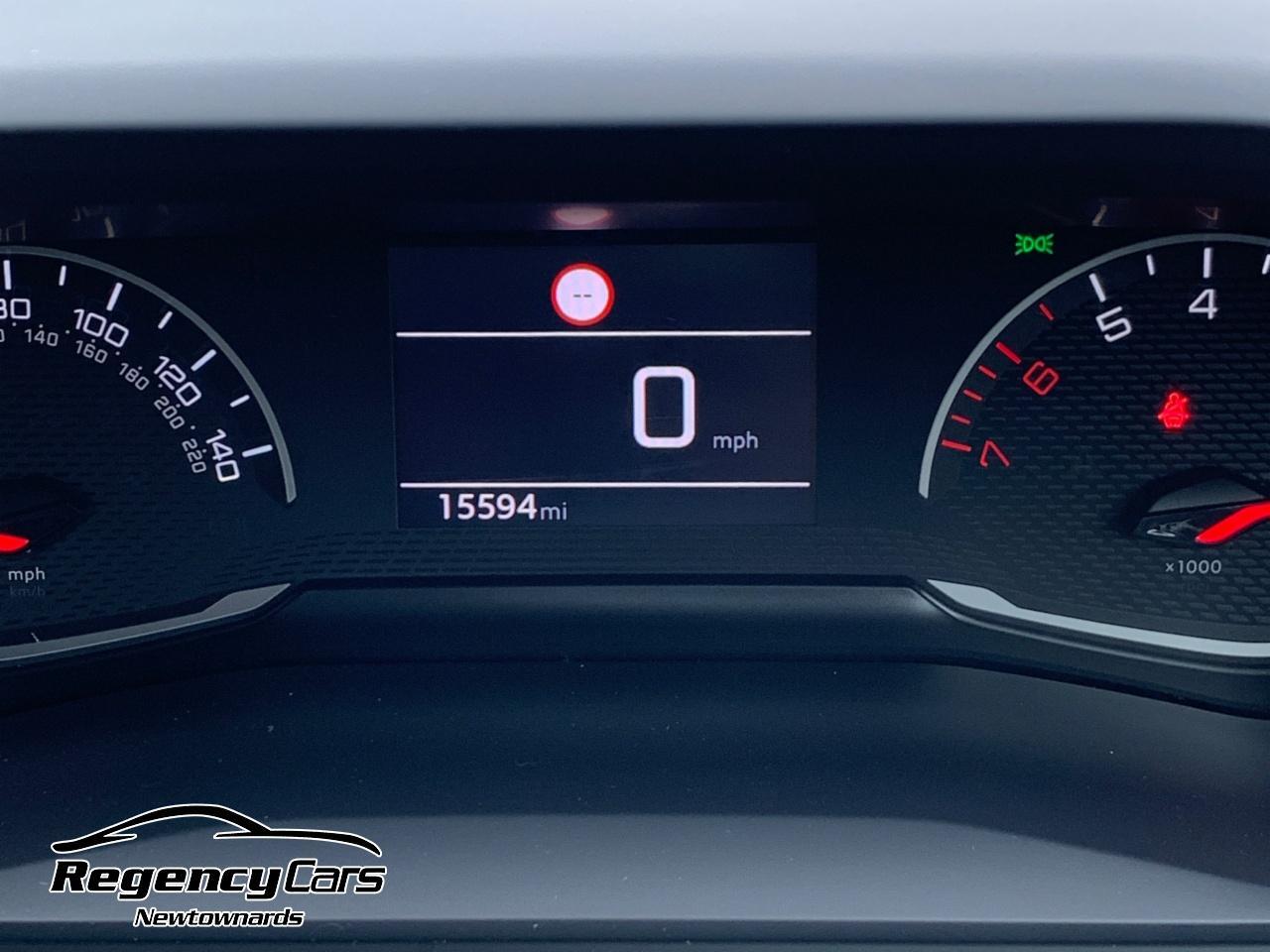Peugeot 208 view 37