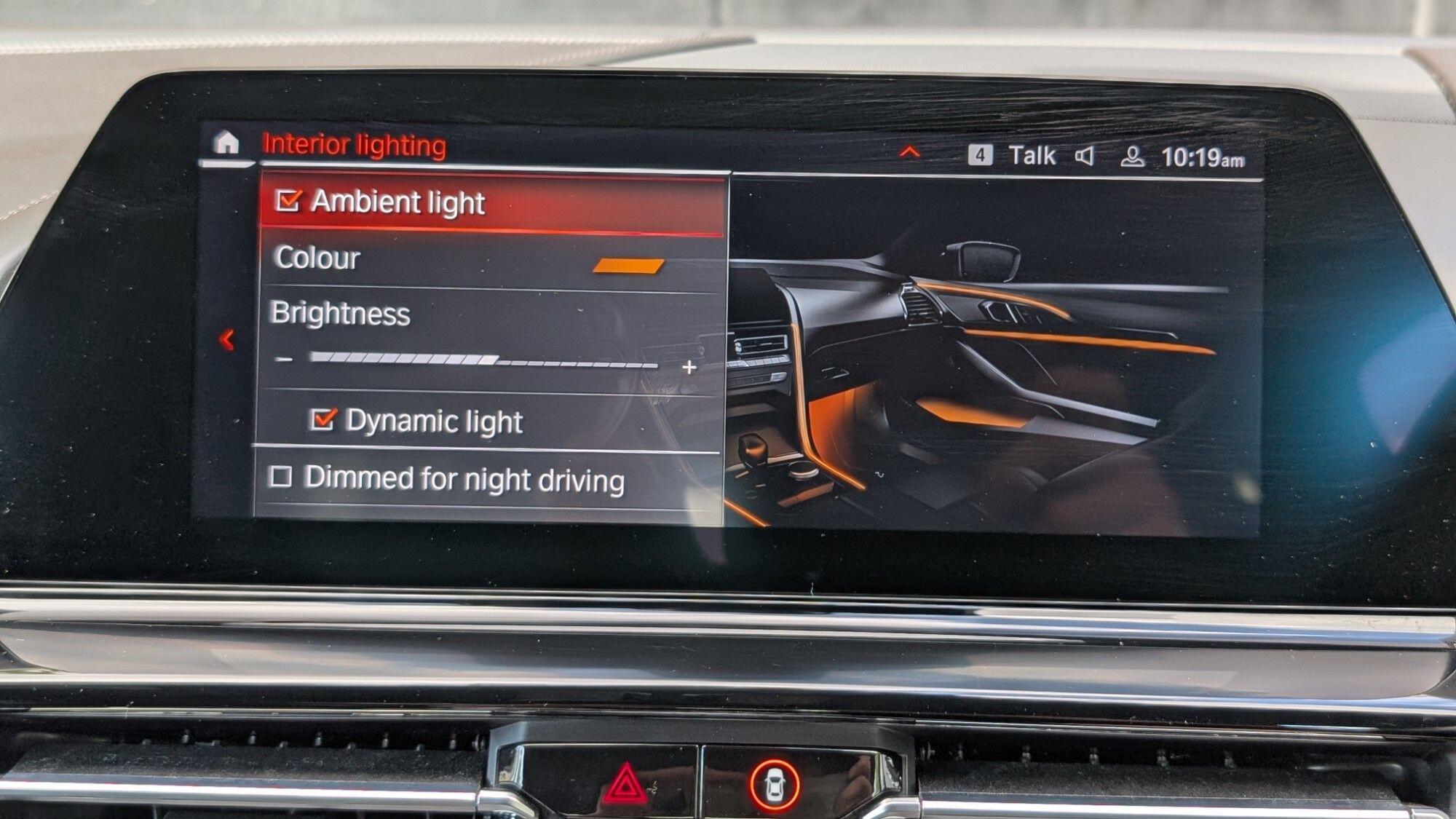 BMW 8 Series view 18