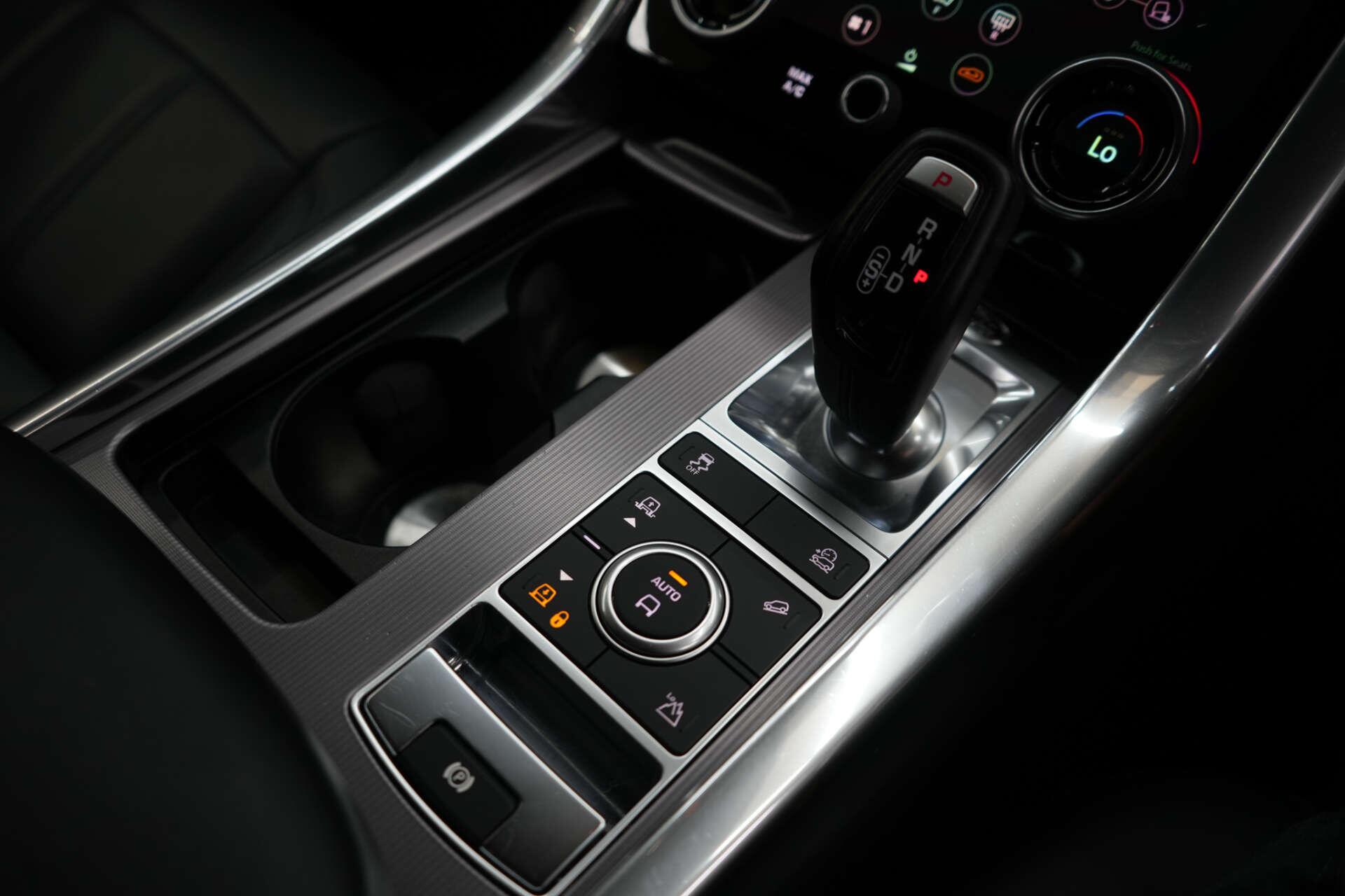 Land Rover Range Rover Sport view 26