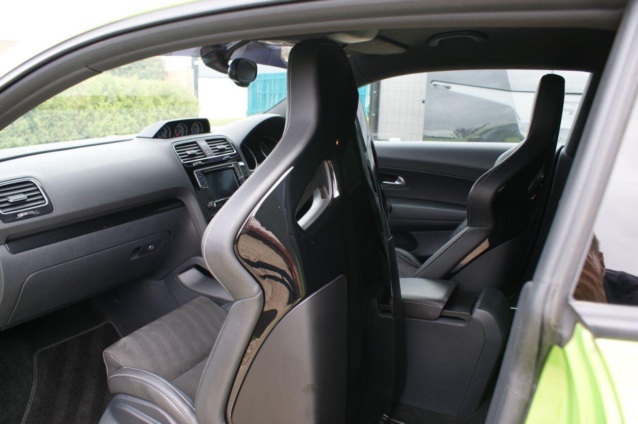 Volkswagen Scirocco view 29