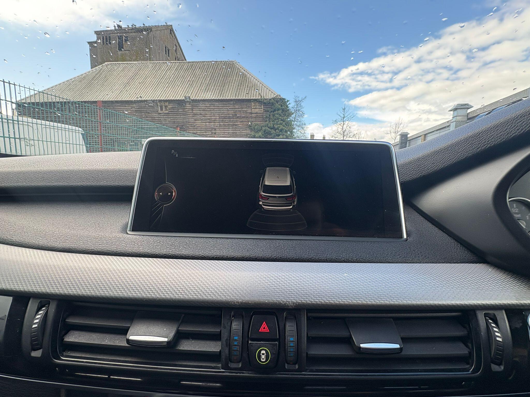 BMW X5 view 27