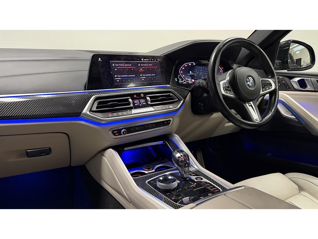 BMW X6 view 22