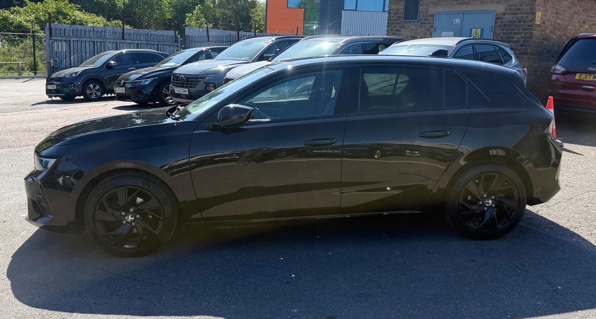 Vauxhall Astra view 8