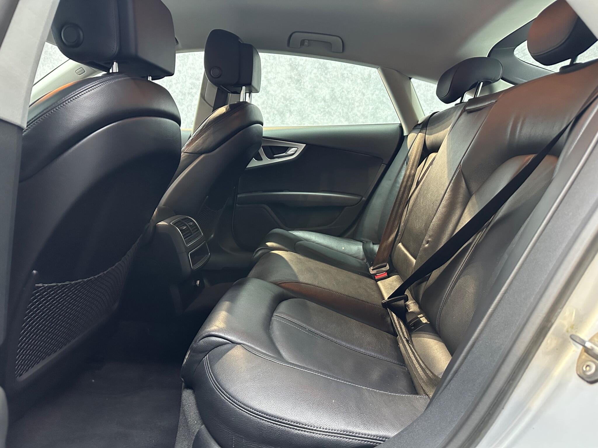 Audi A7 view 3