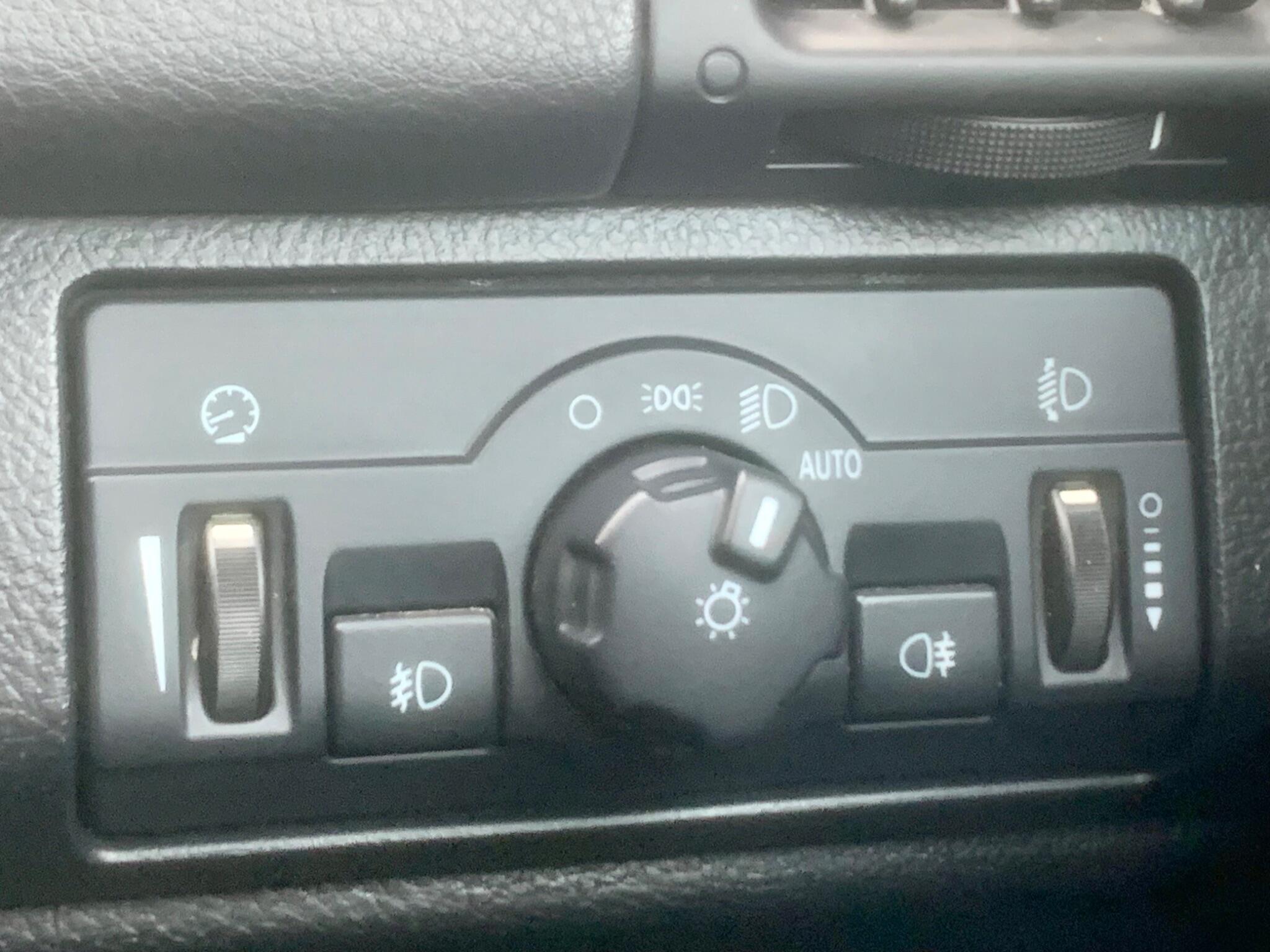 Land Rover Freelander 2 view 54