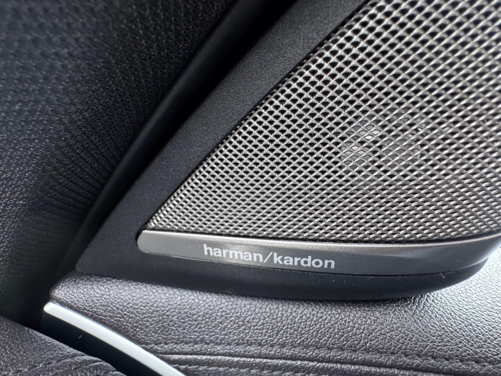 BMW 5 Series view 20