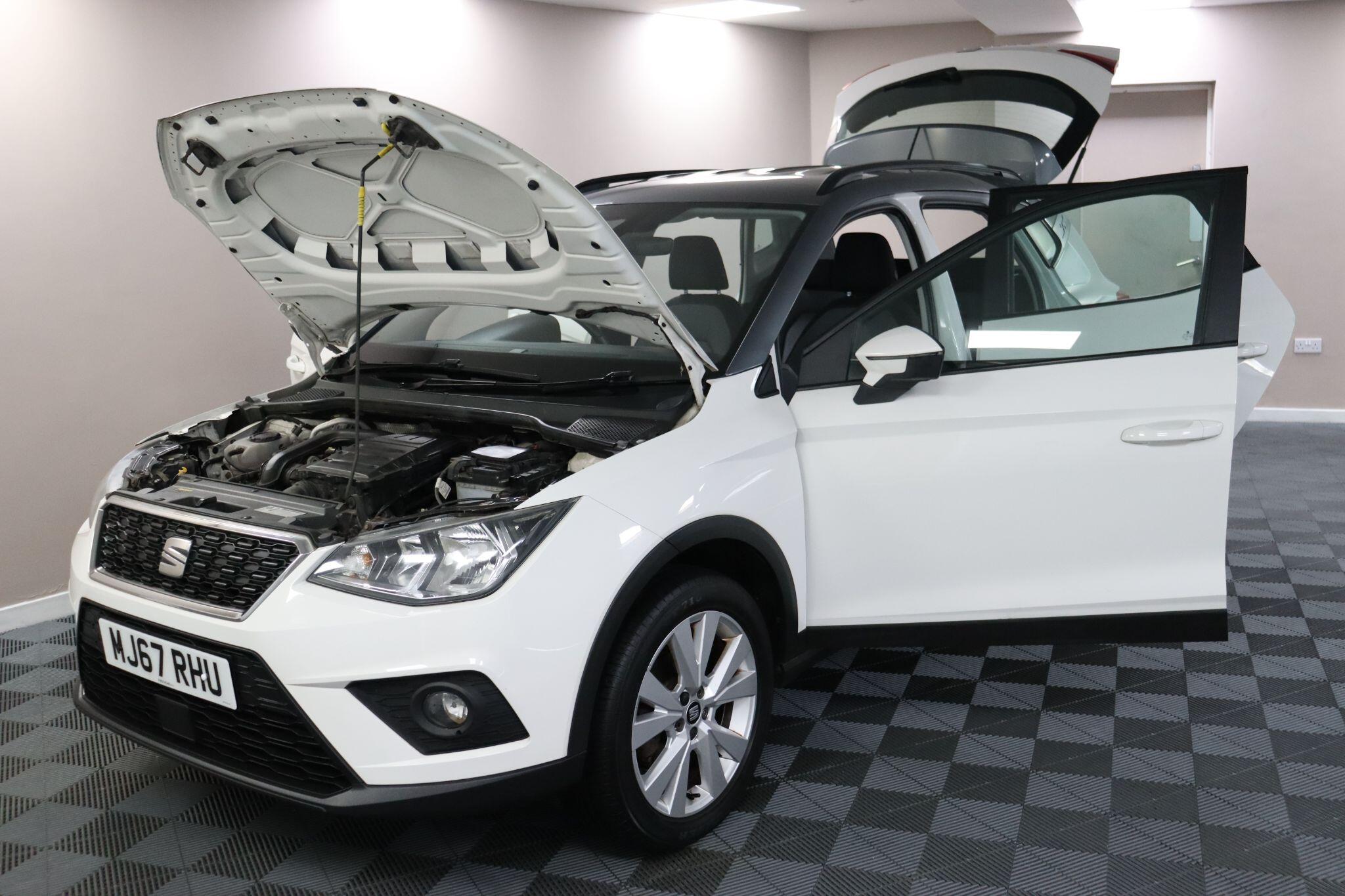 Seat Arona view 16