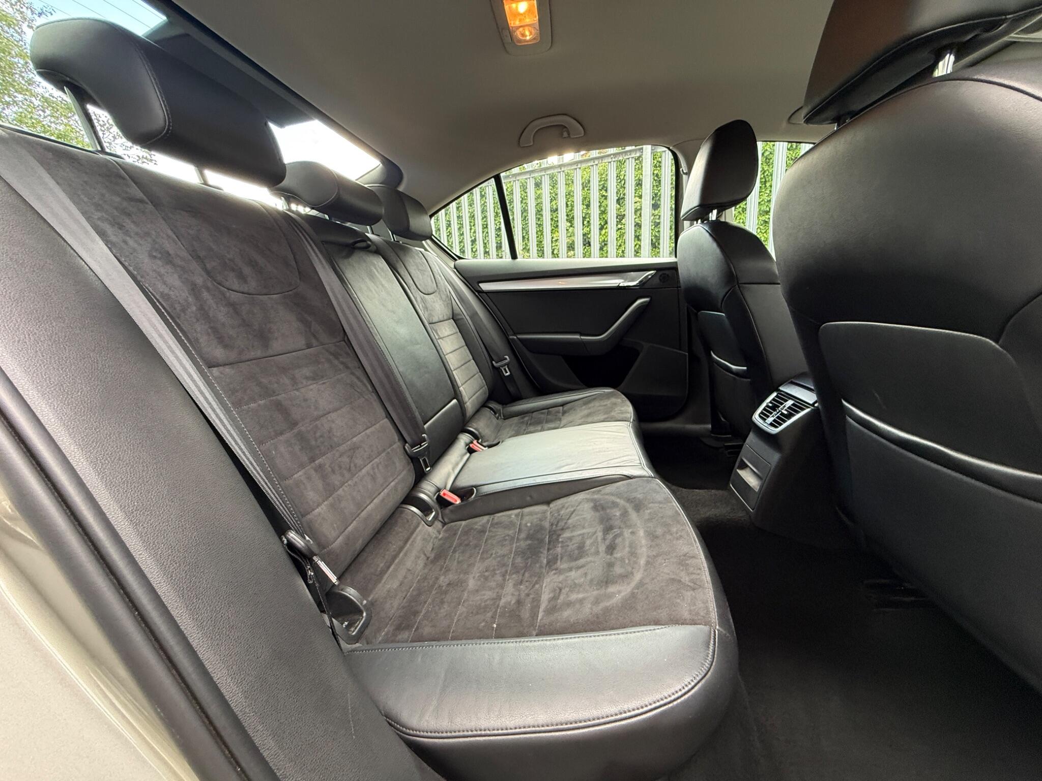 2014 Skoda Octavia image 25