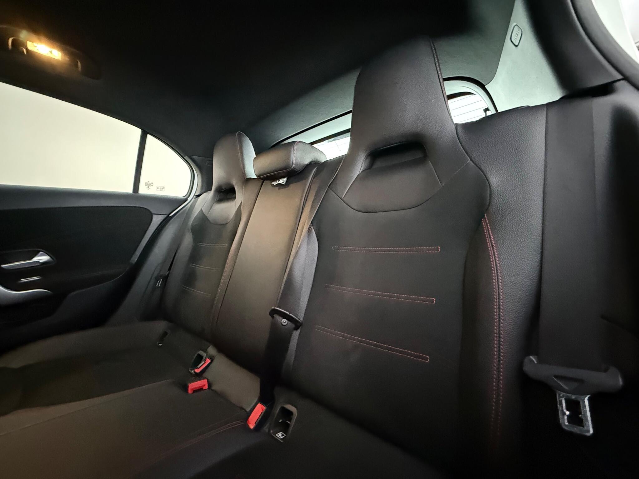 Mercedes-Benz A-Class view 31