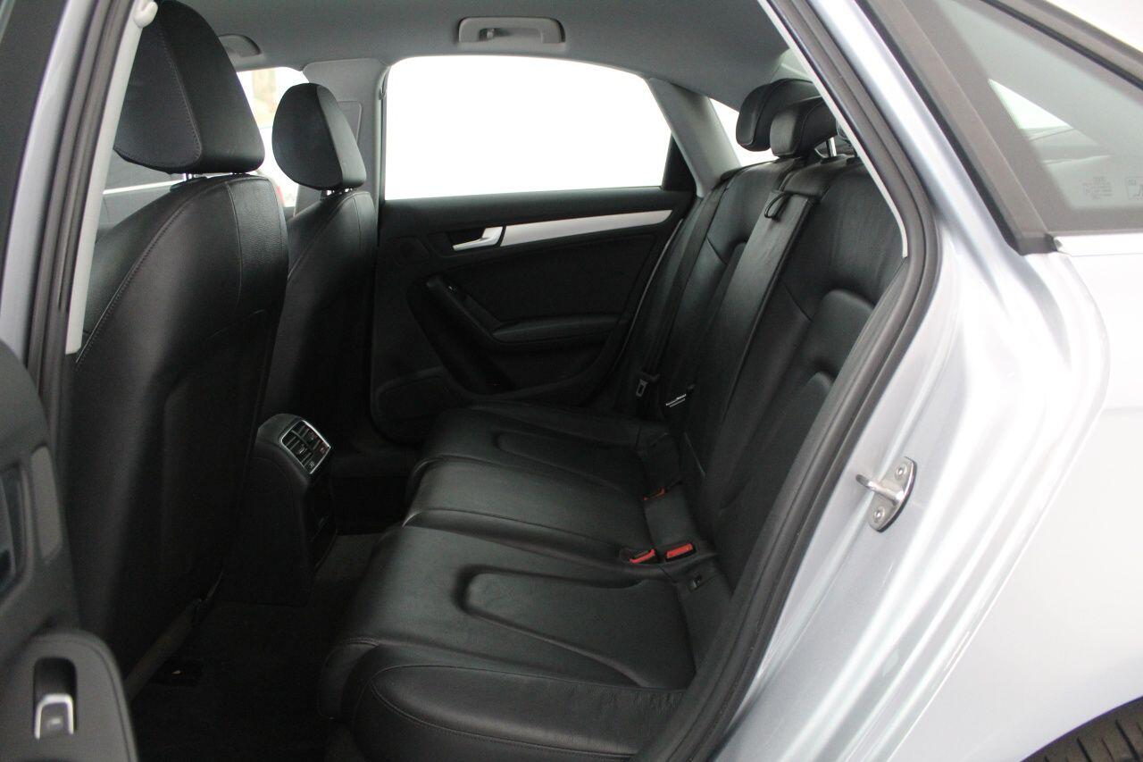 Audi A4 view 54