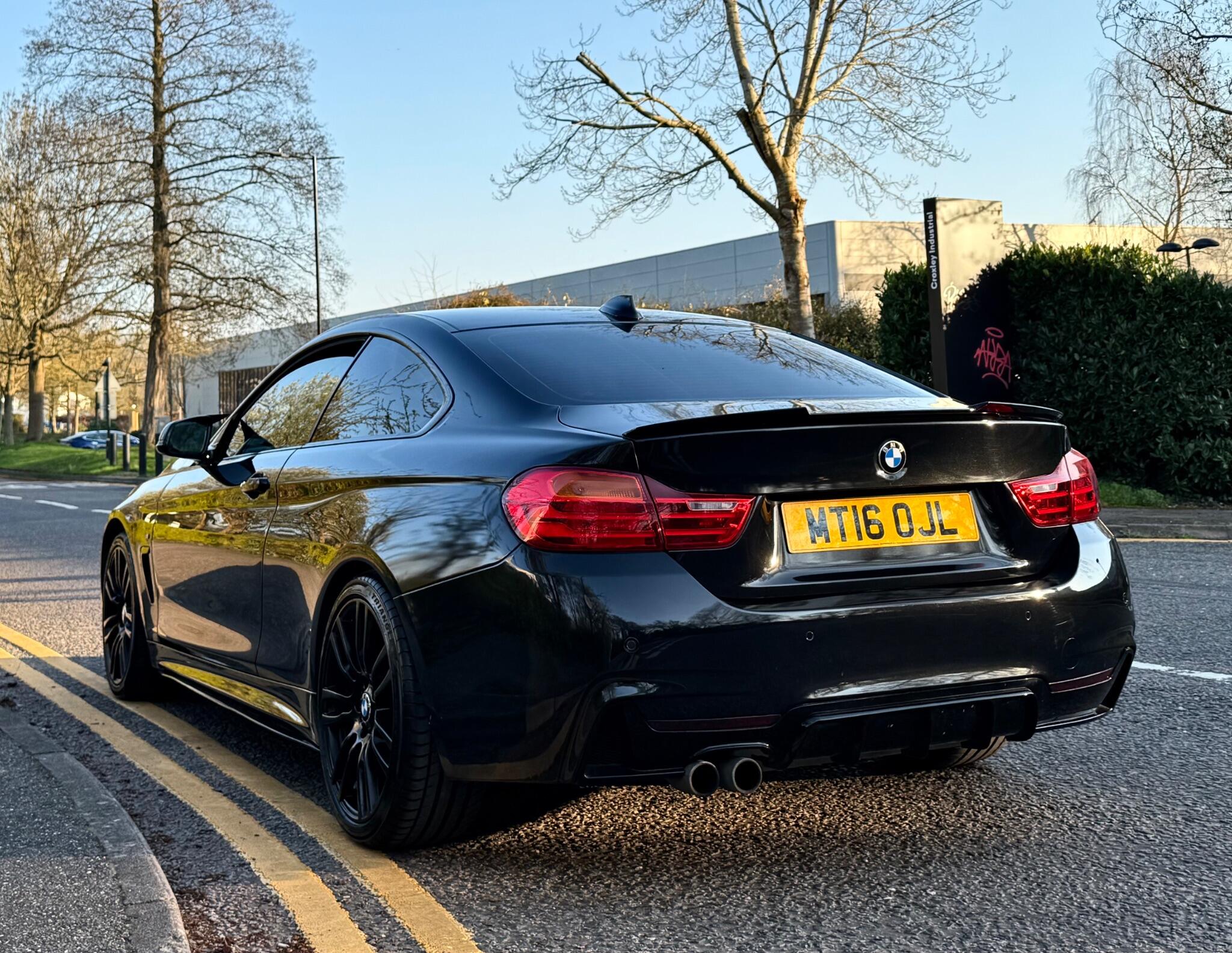 BMW 4 Series view 12