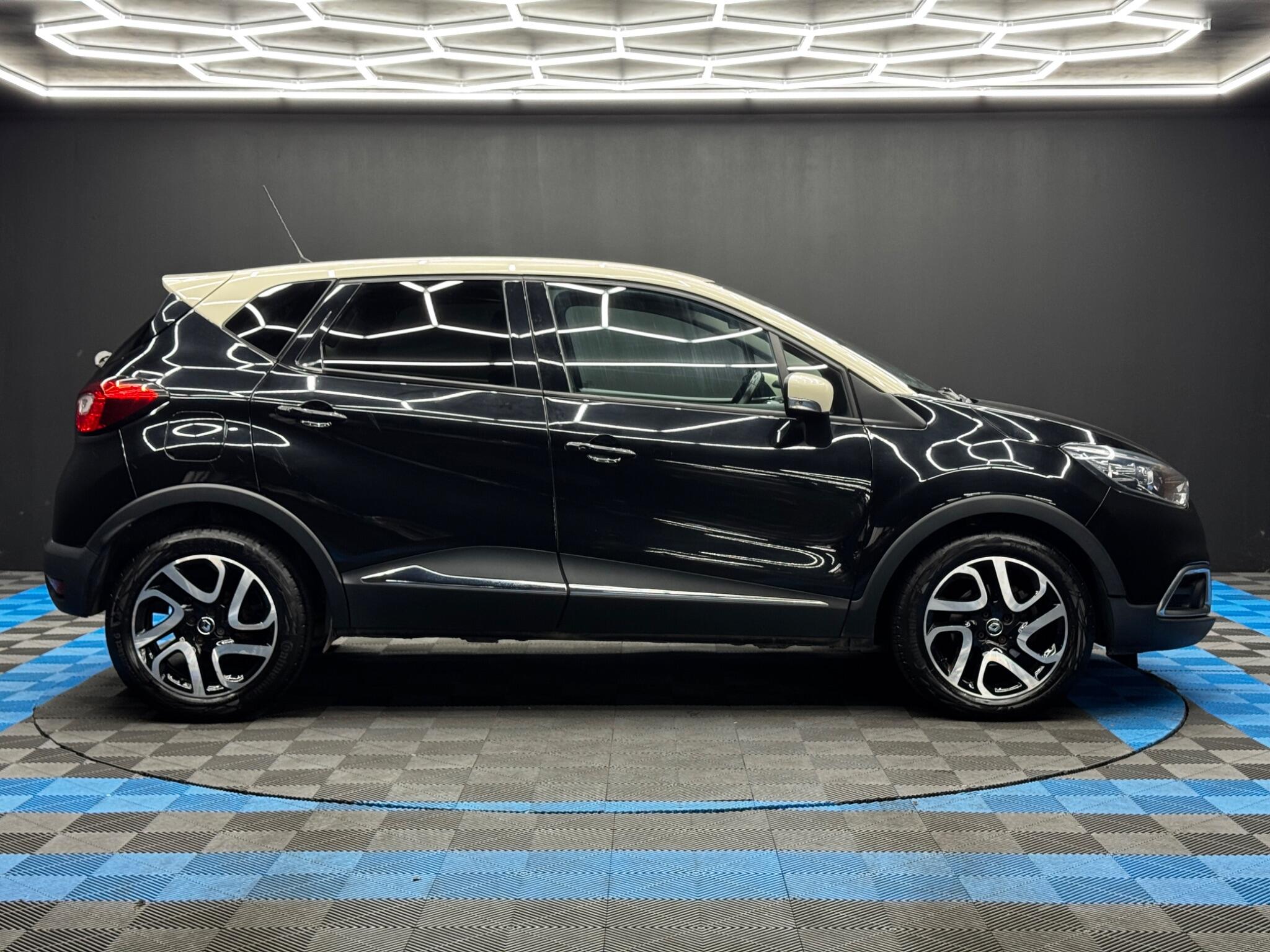 Renault Captur view 4