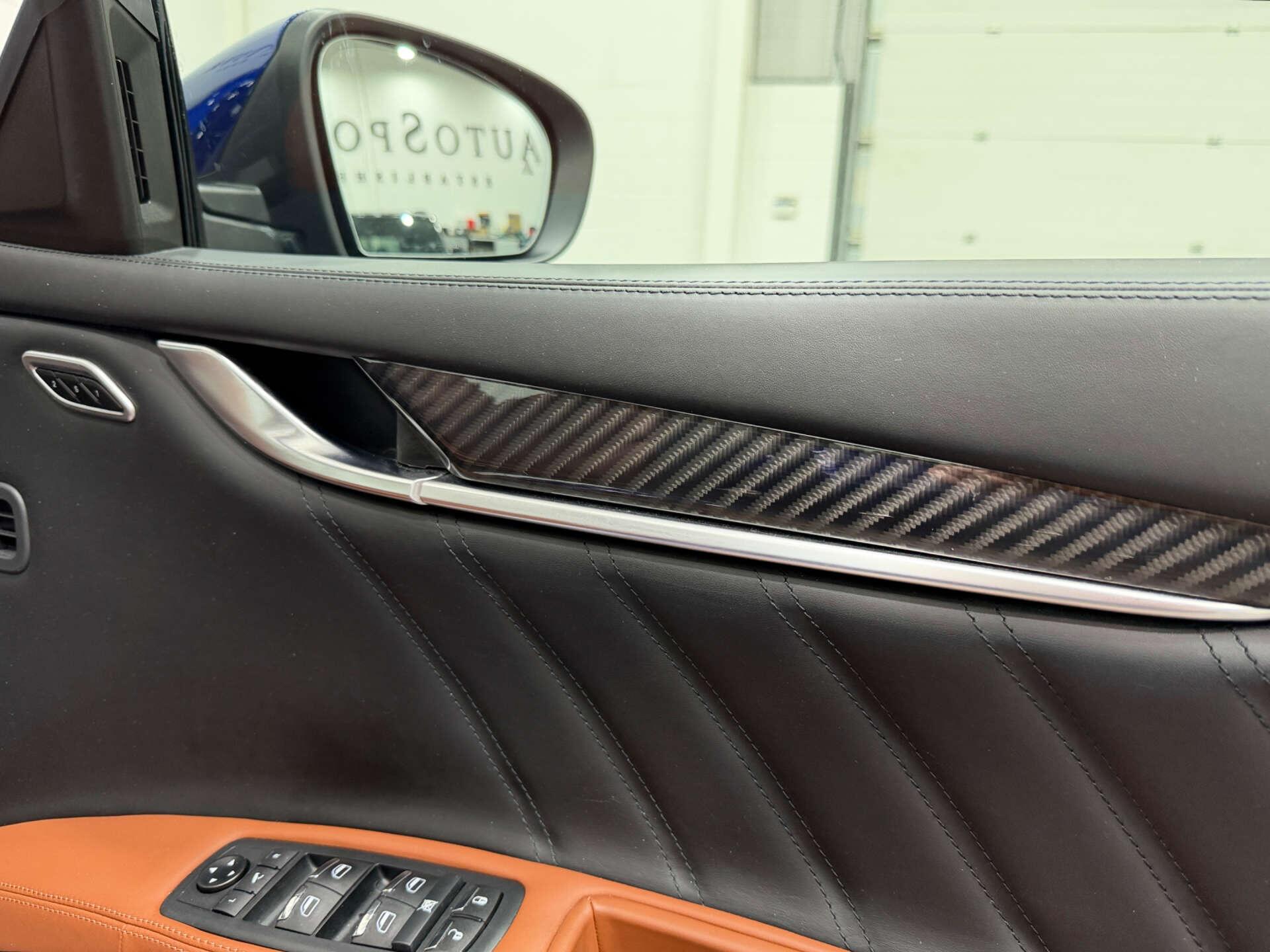 Maserati Ghibli view 45
