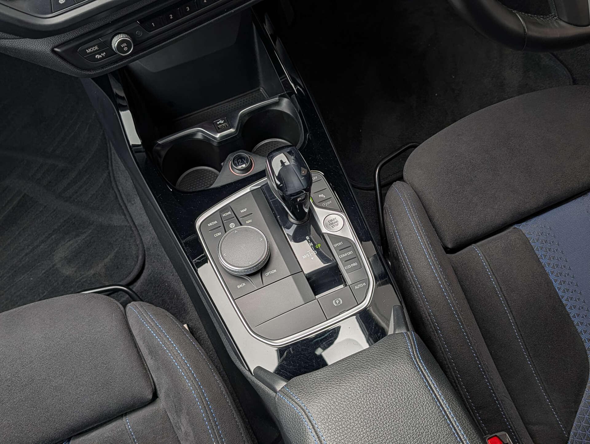 BMW 1 Series view 36