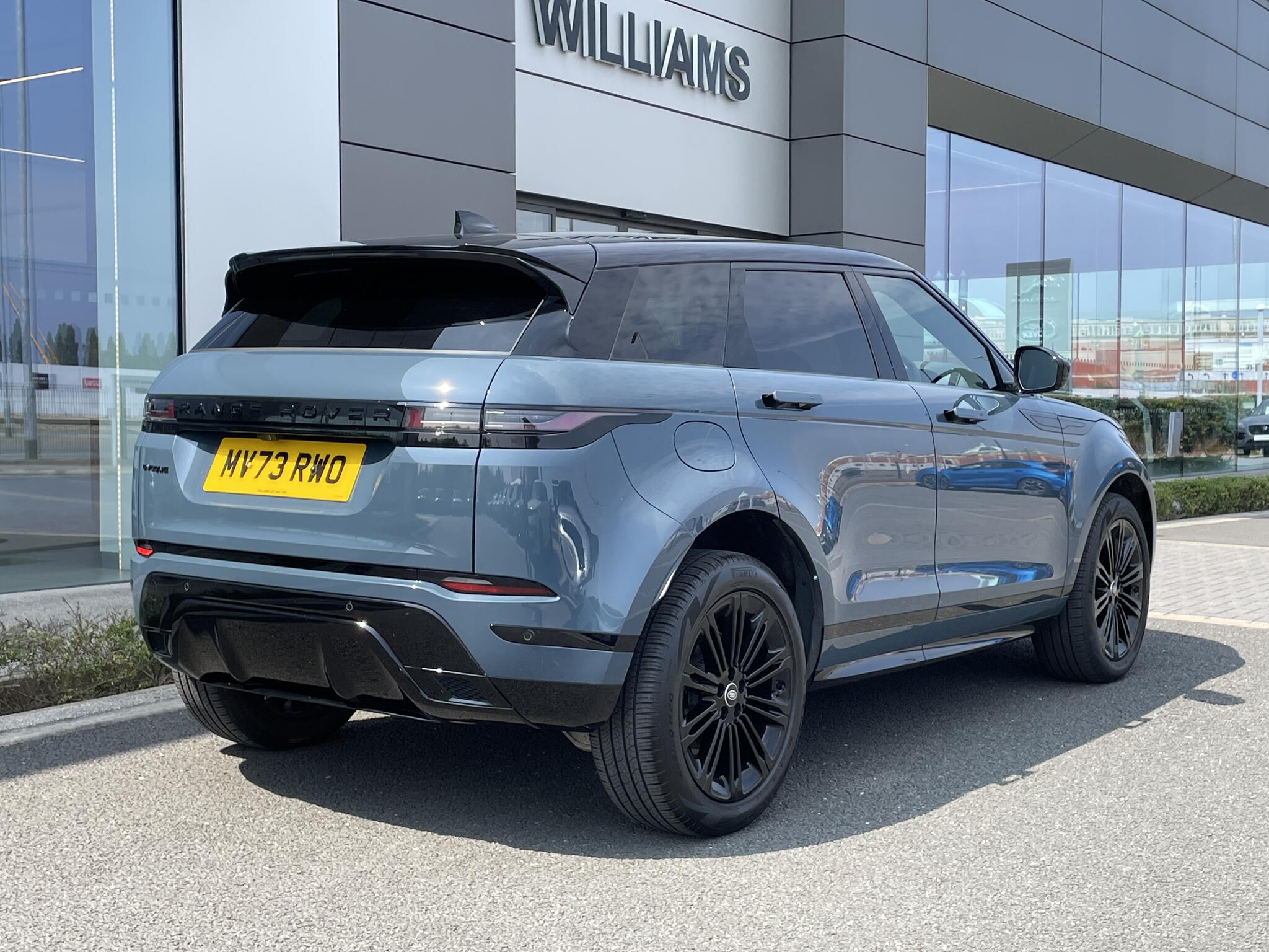 Land Rover Range Rover Evoque view 54