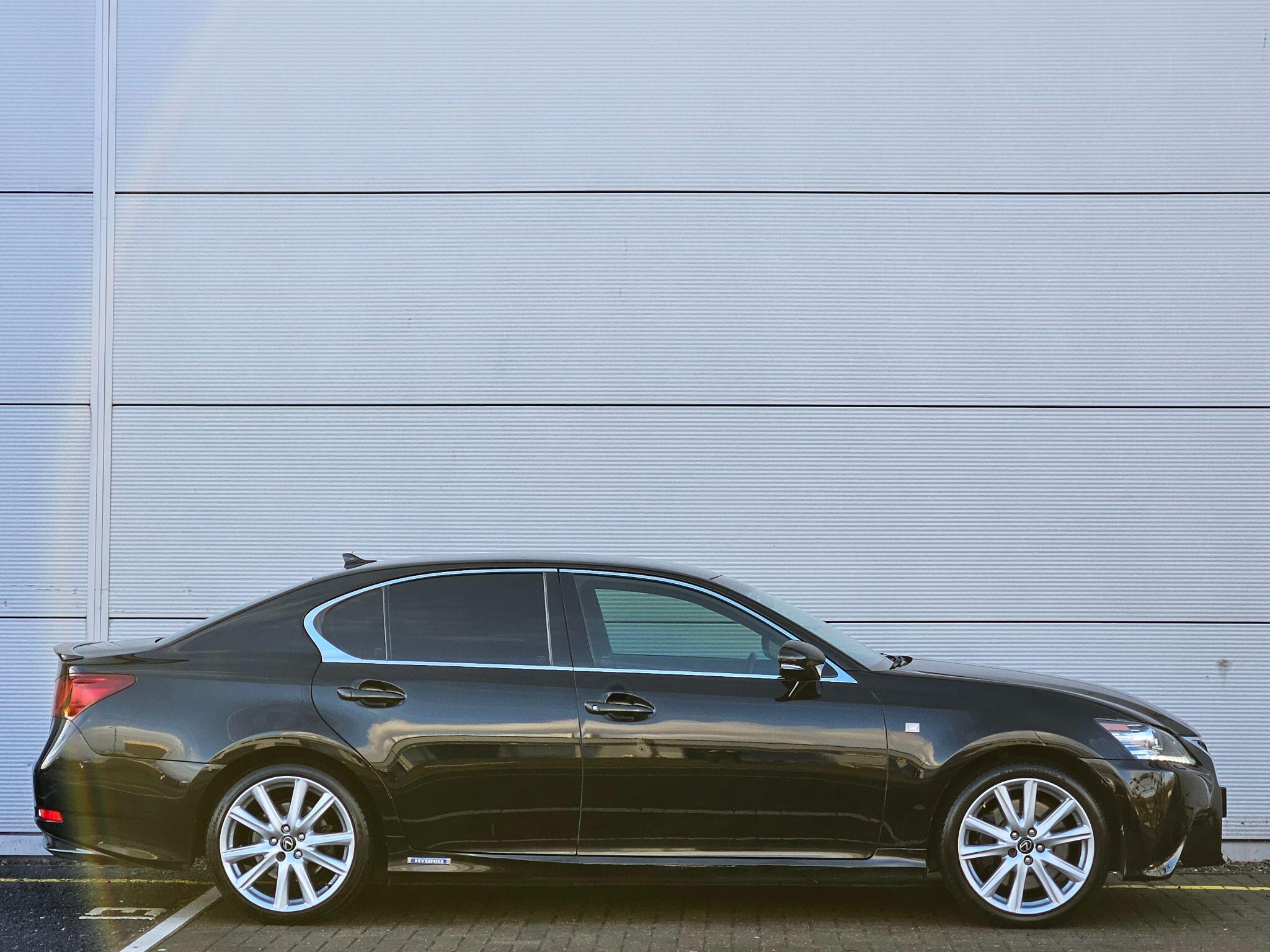 Lexus GS view 9